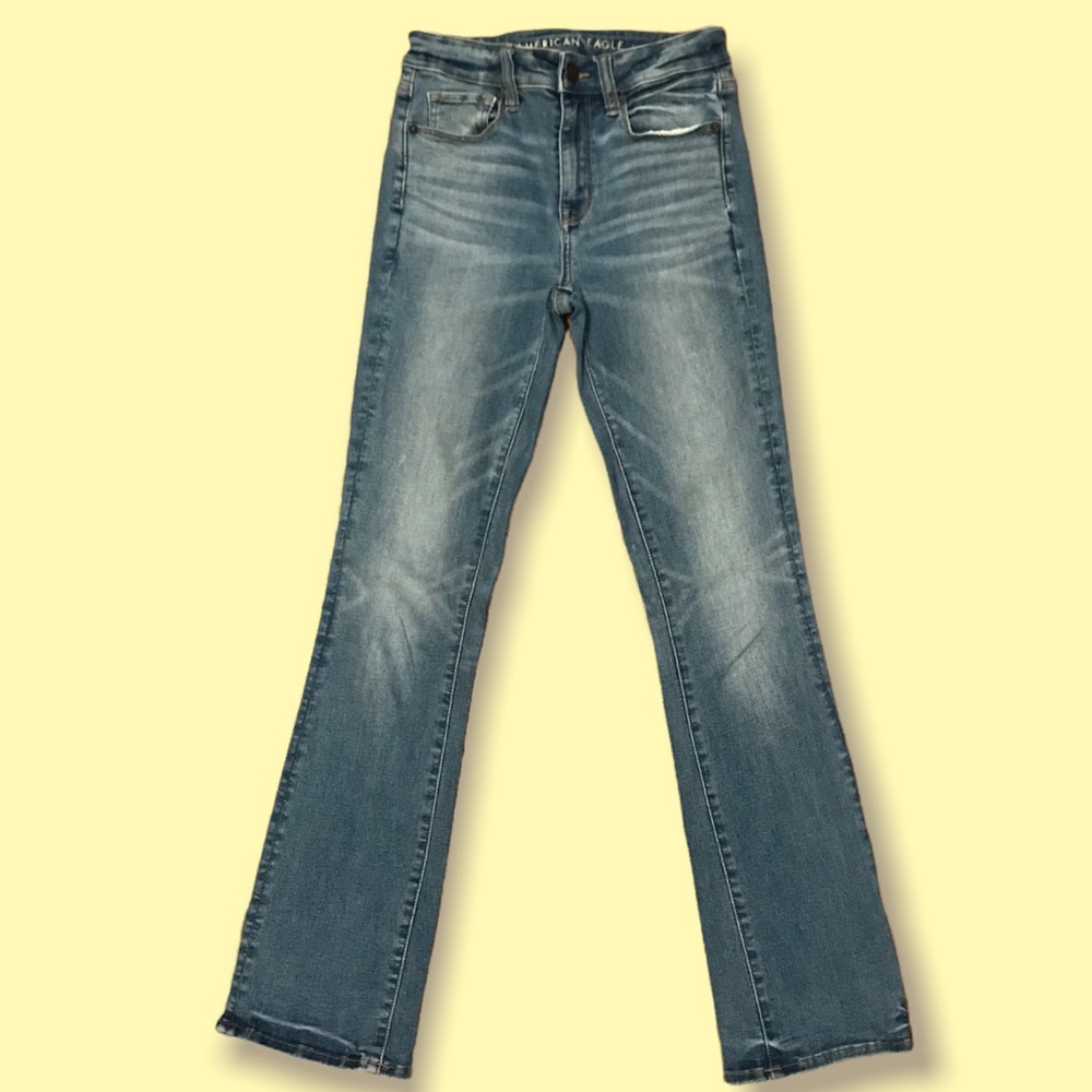 American Eagle High Waisted Flared Jeans